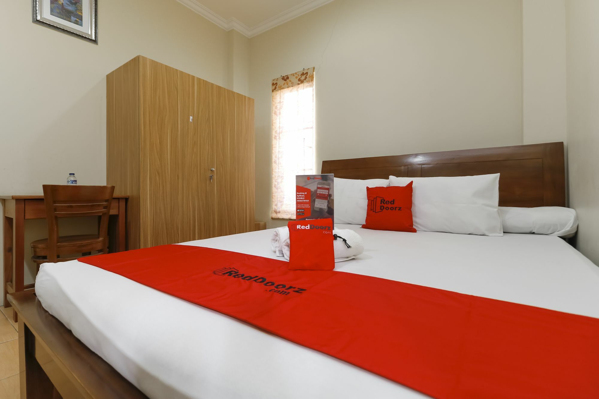 Hotel Reddoorz @ Kwitang Yakarta Exterior foto